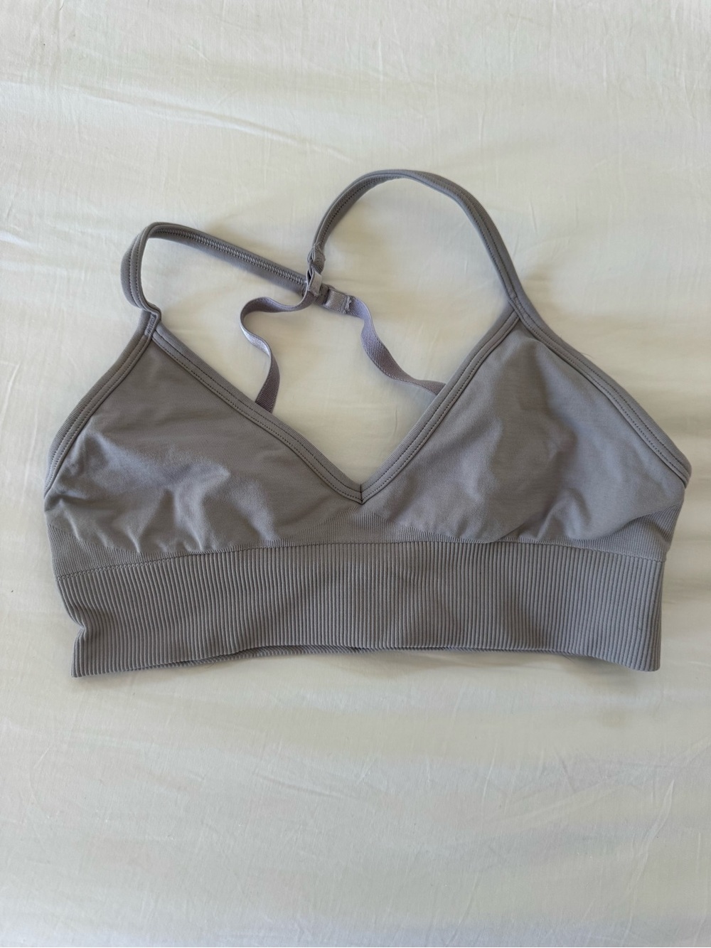 lululemon athletica V-Neck Seamless Sports Bra in Gray/Purple